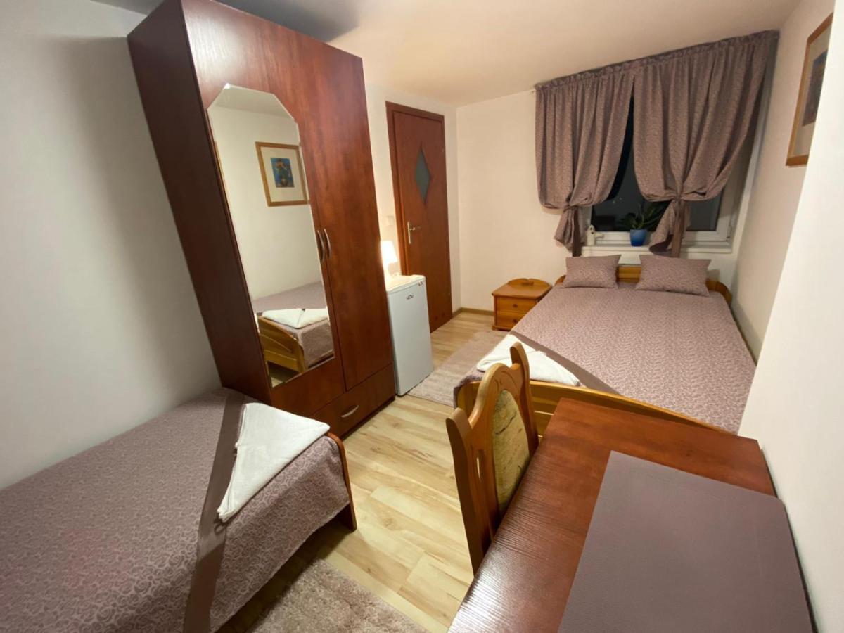 Hostel Piaseczno Piaseczno  Dış mekan fotoğraf